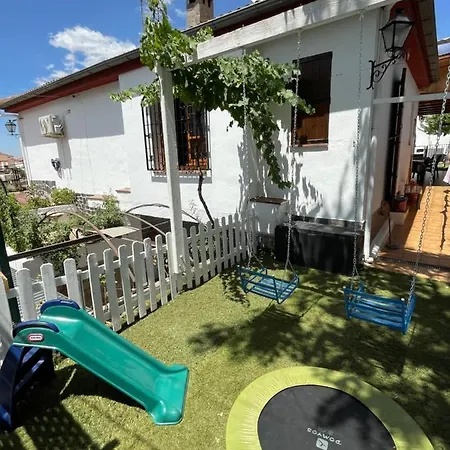 Летний дом Vistablanca En Sola Planta Con Bonitas Vistas Y Piscina - Junto A La Capital Y La Alhambra